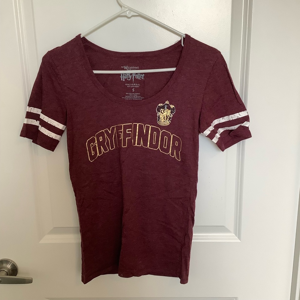 gryffindor t-shirt